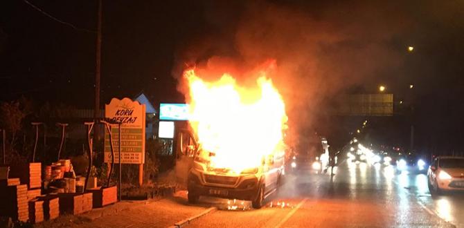 Bursa’da işçi dolu servis alev alev yandı