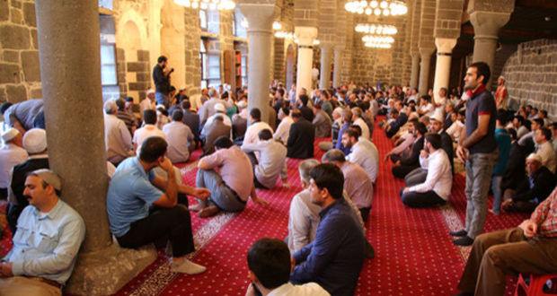 Diyanet’ten namaz saati uyarısı