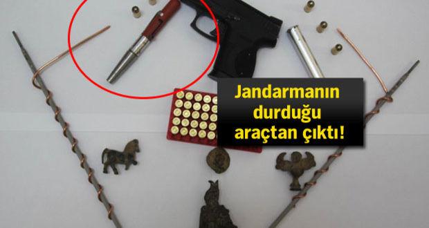 Jandarmanın durduğu araçtan kalem görünümlü suikast silahı çıktı