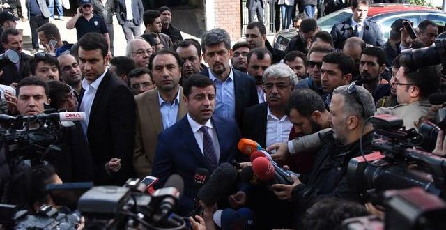 HDP’lilerin tutuklanması ara seçimi akıllara getirdi