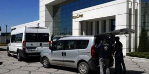 Kayyumlar dolar kavgası yaptı, 4 kayyum azledildi!