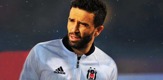 Gökhan Gönül, Fenerbahçe maçına kaptan olarak çıkacak!