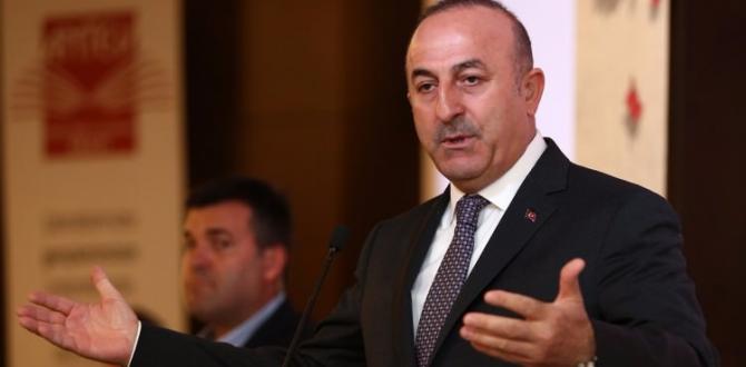 Bakan Çavuşoğlu’ndan Ruslara pasaport müjdesi!