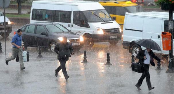 İstanbul’a yeniden dolu ve yağmur geliyor!