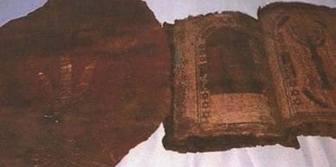 Jandarma, 1300 yıllık ‘Tevrat’ ele geçirdi